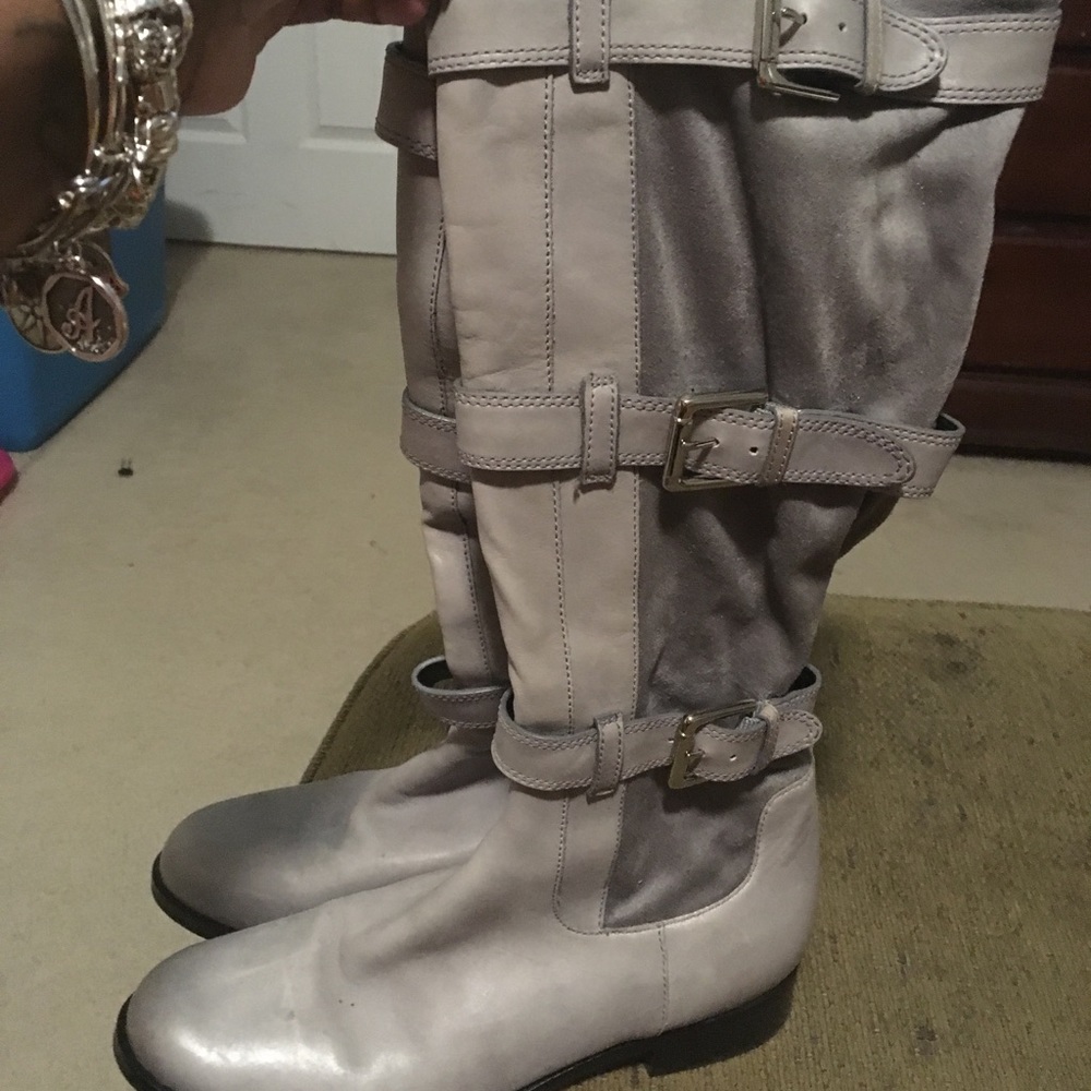 Very niceCole  Haan riding boots